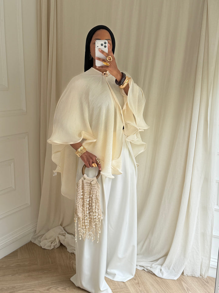 CAPE TEXTURÉ À VOLANT BEIGE CLAIR