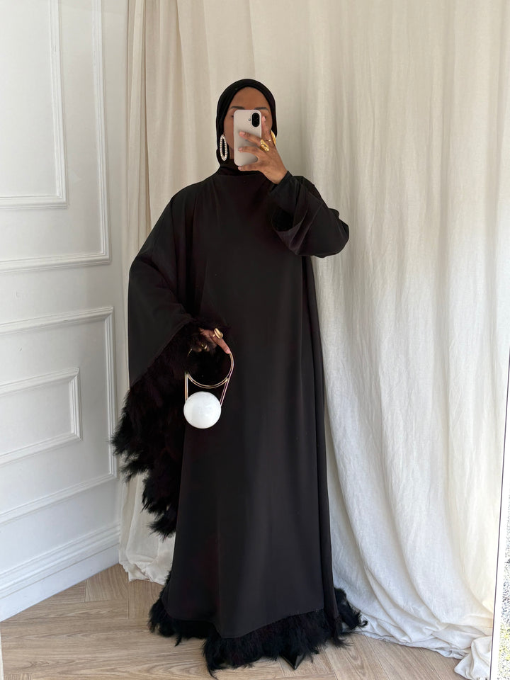 ROBE CAPSULE PLUME NOIRE ( qualité luxe)