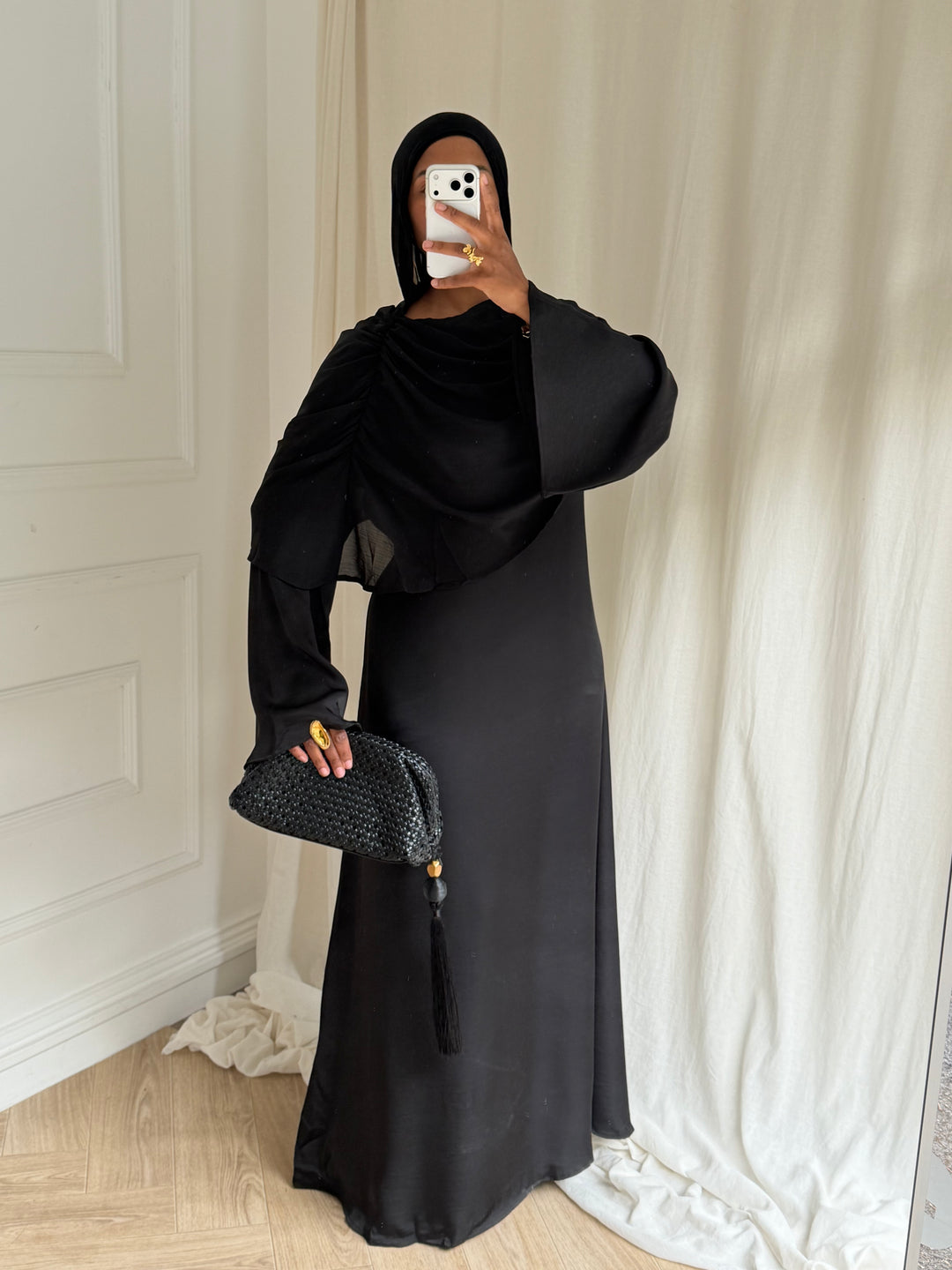ROBE ÉLYA CAPE NOIRE