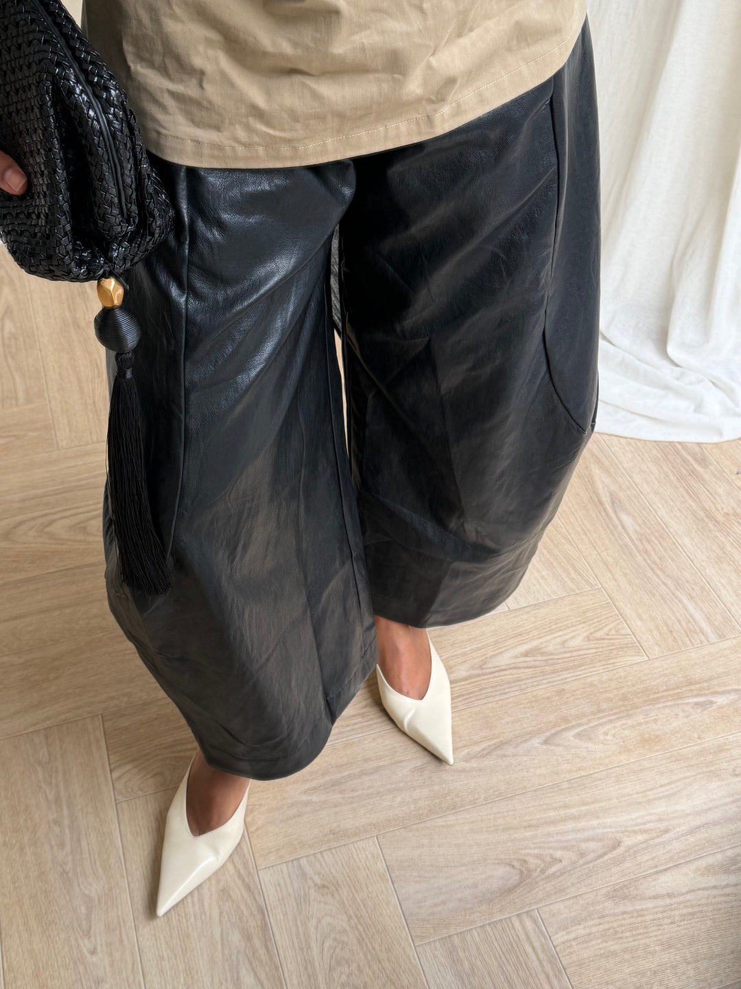 PANTALON BAREL FAUX CUIR