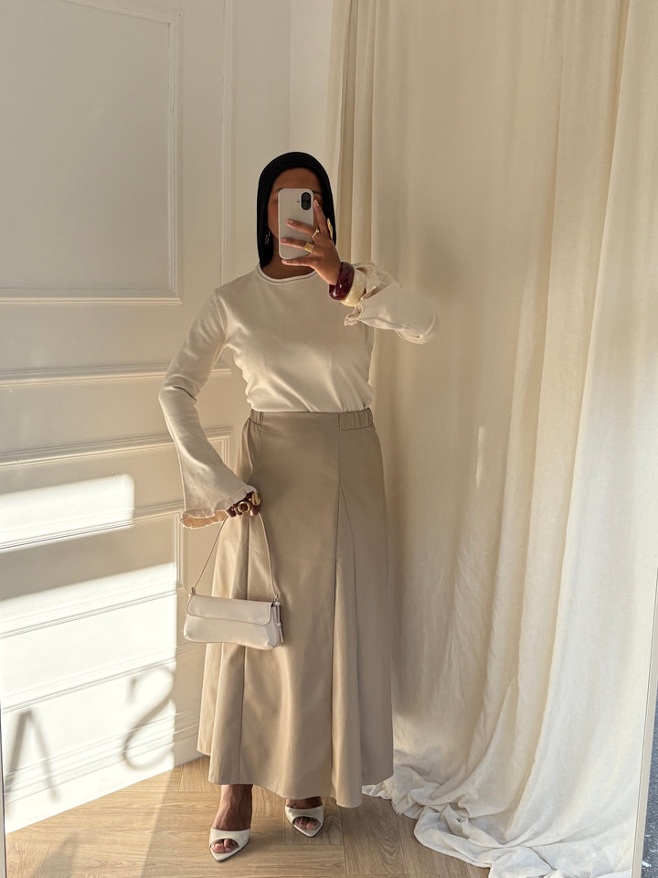 MAXI JUPE ÉVASÉE EN SIMILICUIR BEIGE