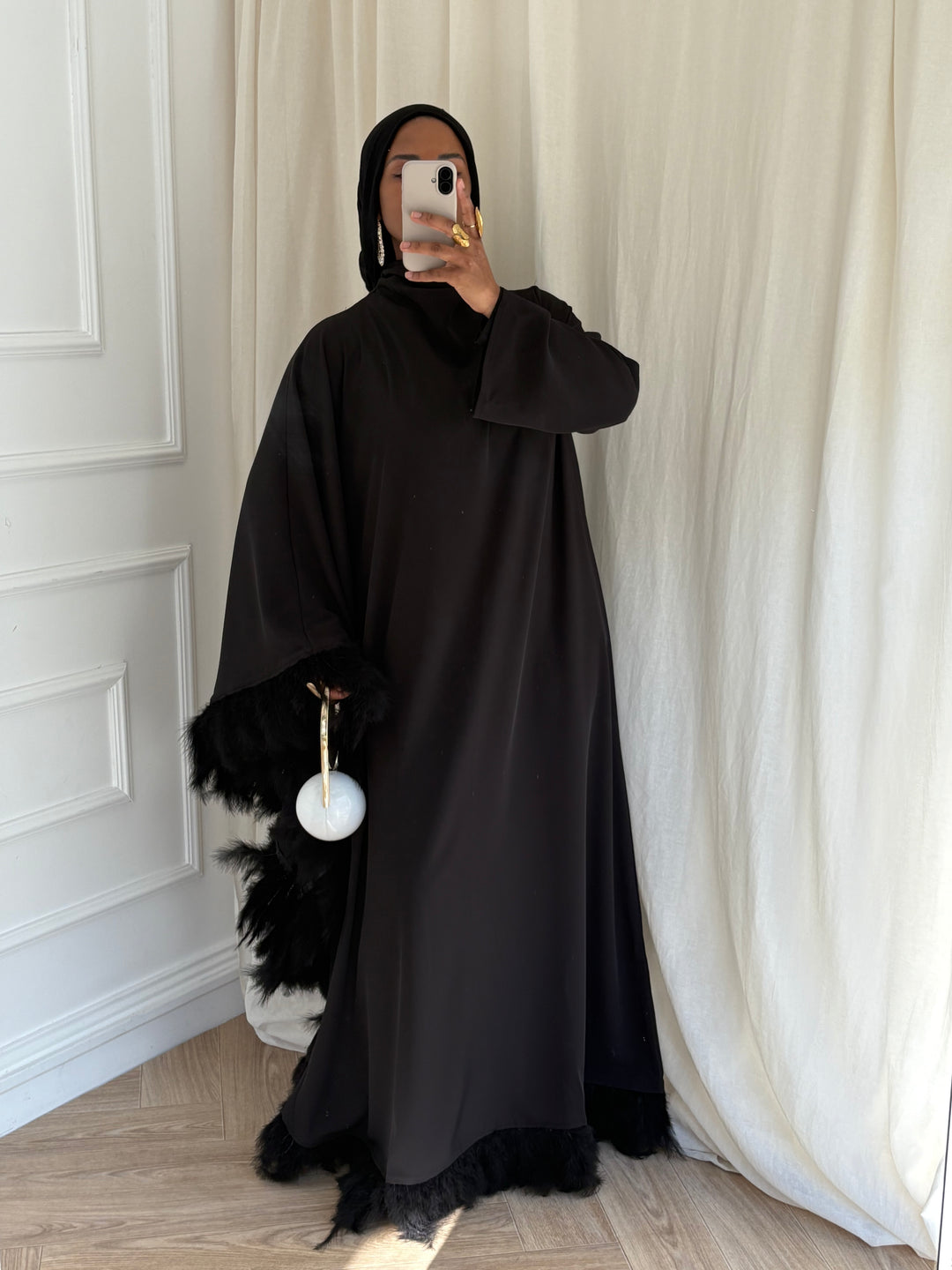 ROBE CAPSULE PLUME NOIRE ( qualité luxe)