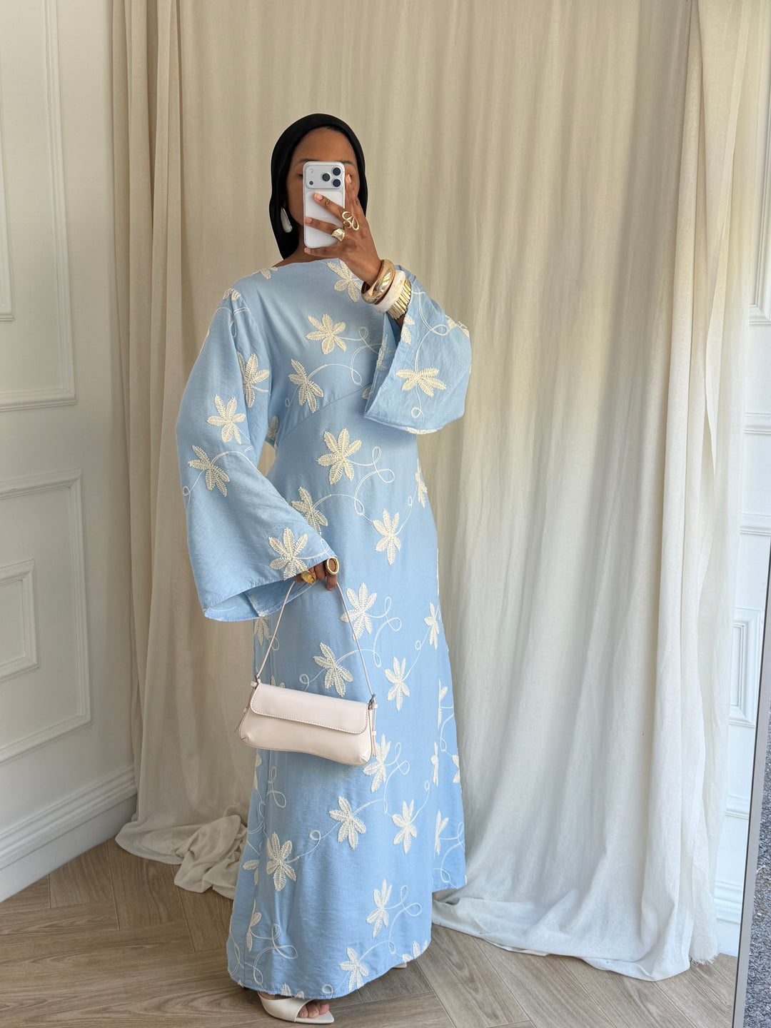ROBE FLOWER AJUSTABLE A L&