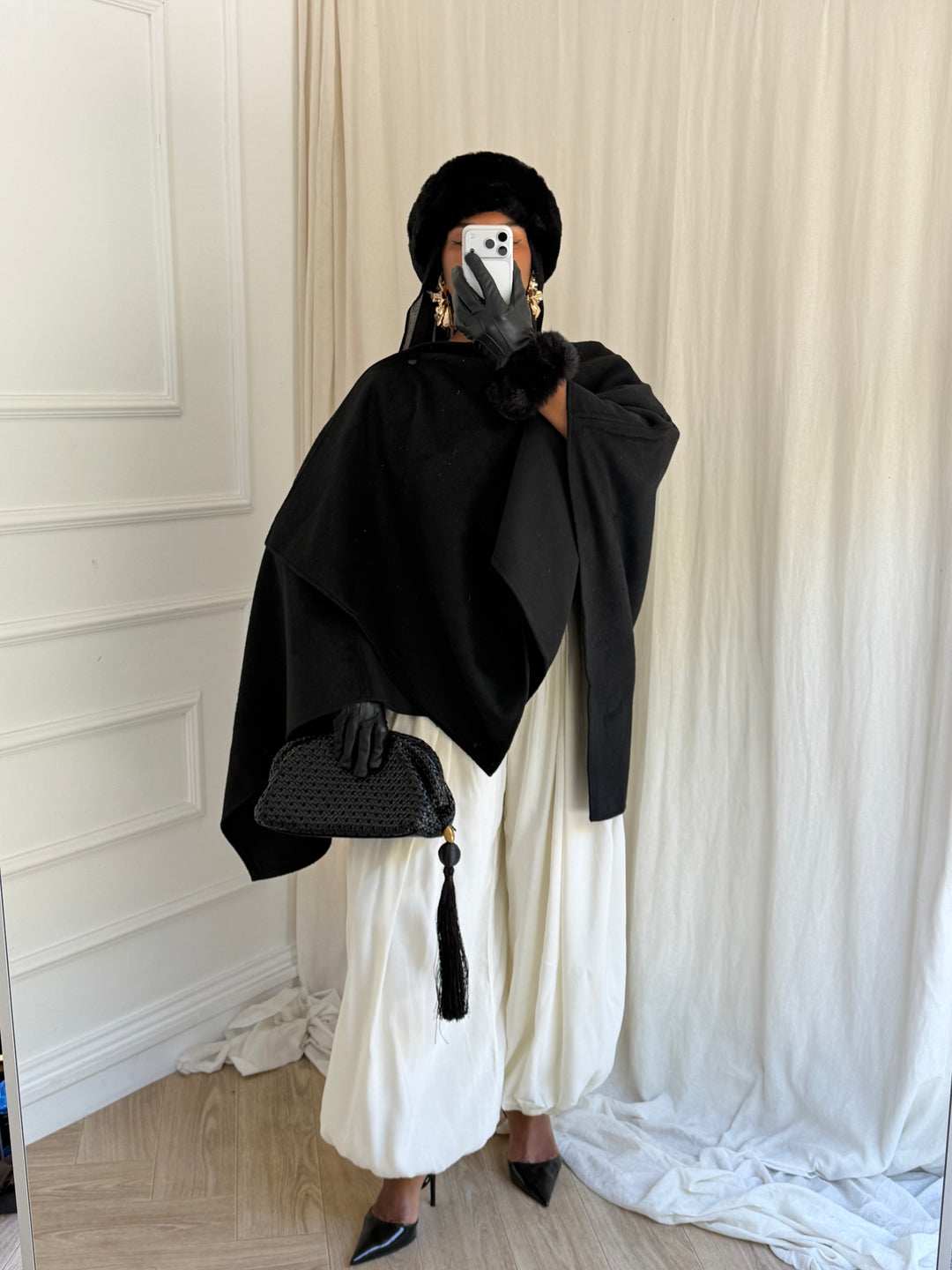 CAPE PREMIUM LUXURY NOIRE
