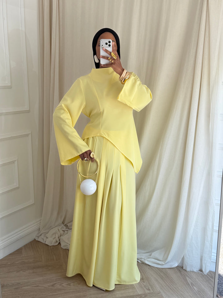 ENSEMBLE ASYMETRIE JUPE JAUNE FONCÉ