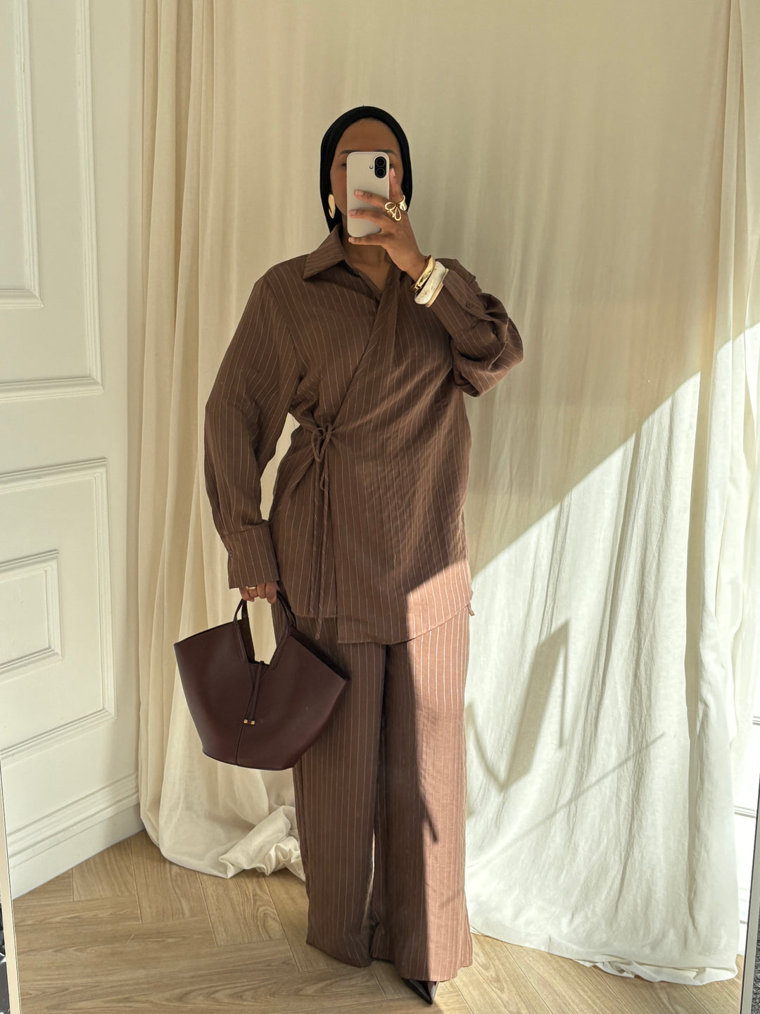 ENSEMBLE À RAYURES MARRON