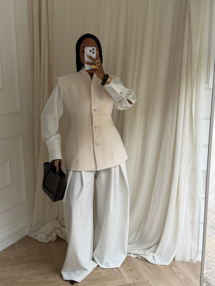 BLAZER SANS MANCHES CINTRÉ BEIGE CLAIR