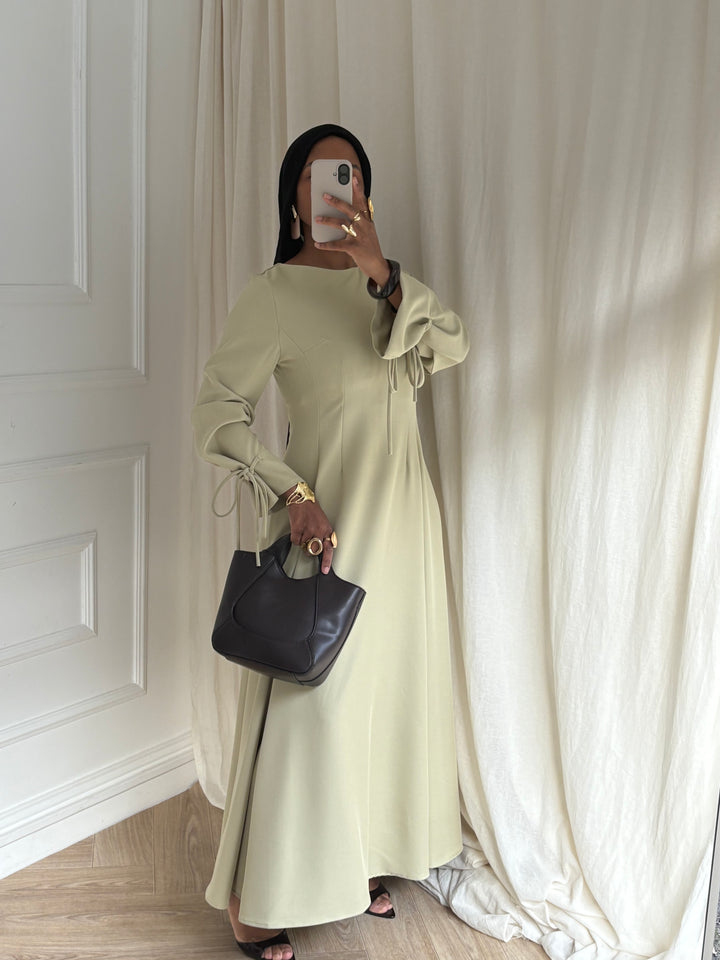 ROBE ÉLÉGANCIA VERT AMANDE
