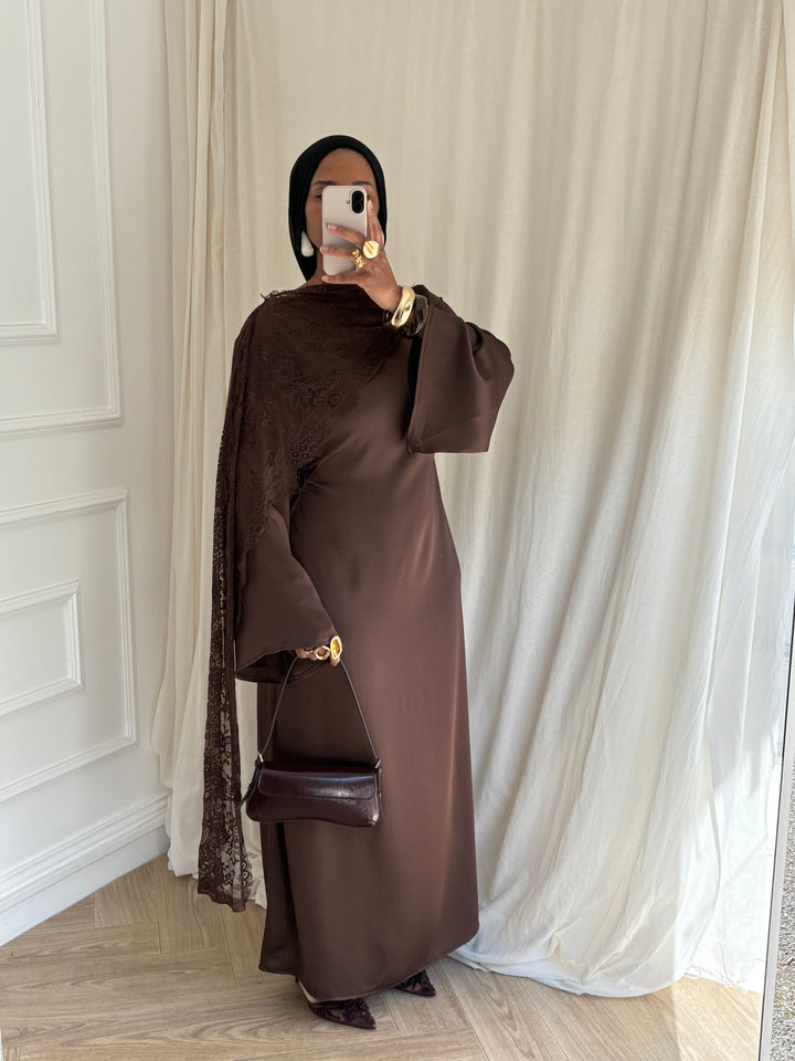 ROBE DENTELLE CAPE MARRON