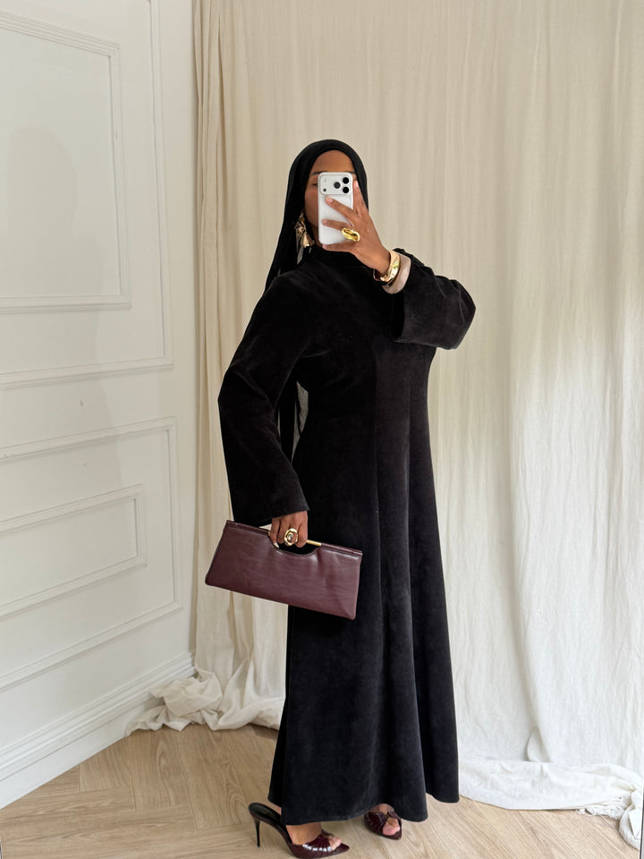 ROBE STYLE VELOURS NOIRE