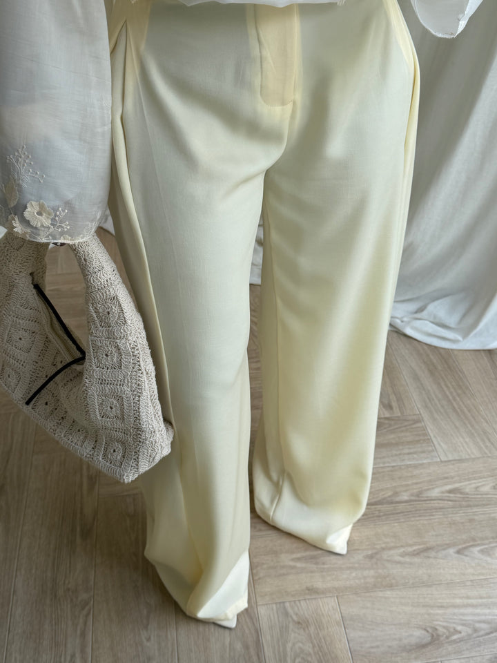 PANTALON LARGE FLUIDE JAUNE