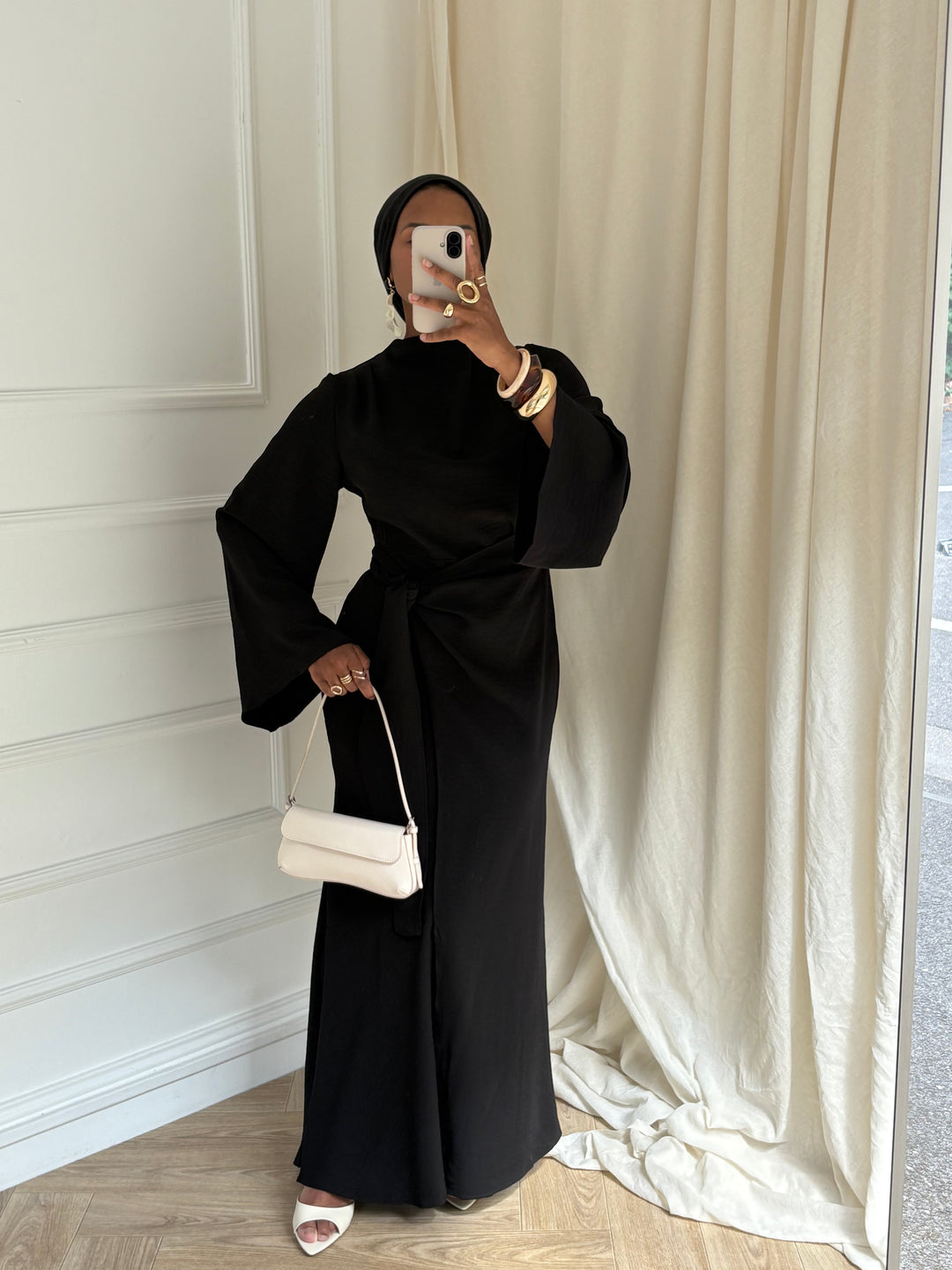 ROBE AKILA NOIRE