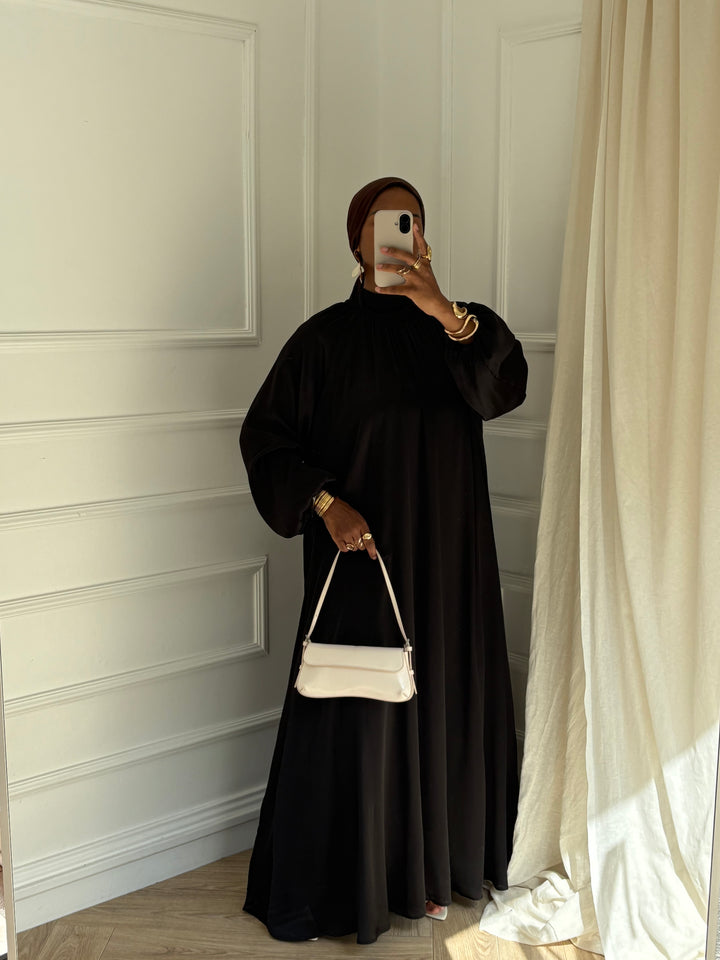 ROBE ESSENCE MANCHES BOUFFANTES NOIRE