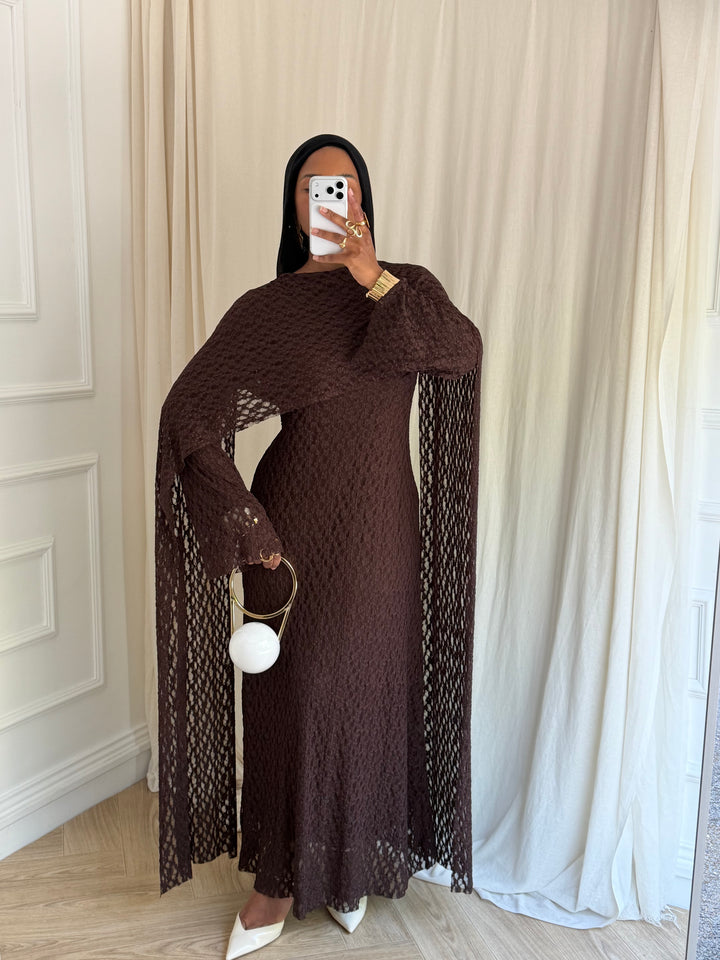 ROBE EN DENTELLE MARRON