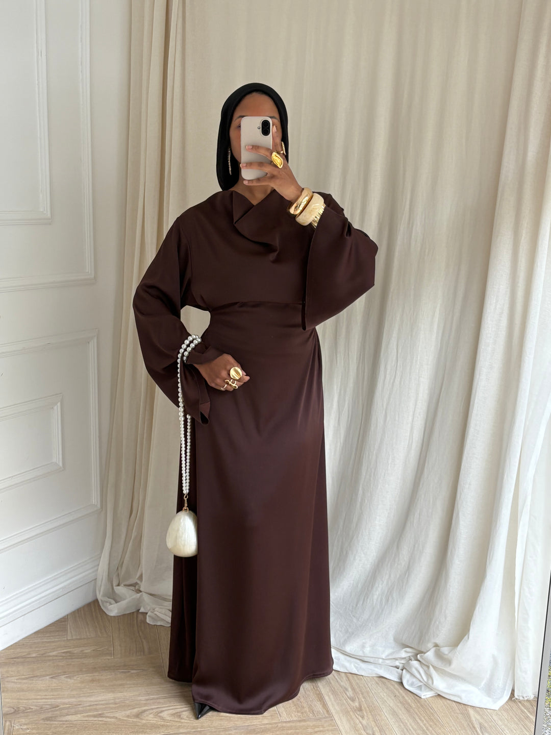 ROBE CINTRÉ MANCHES ÉVASÉES CHOCOLAT