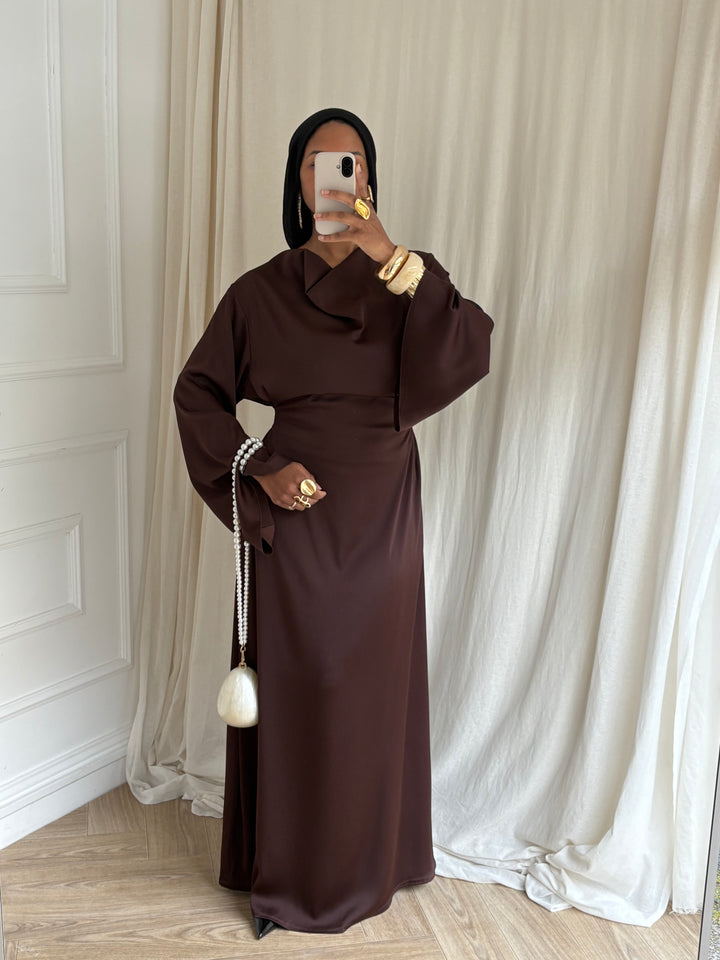 ROBE CINTRÉ MANCHES ÉVASÉES CHOCOLAT