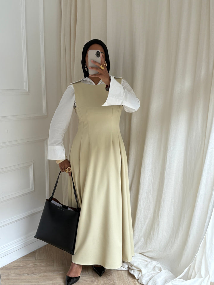 ROBE TAILLEUR VERT AMANDE