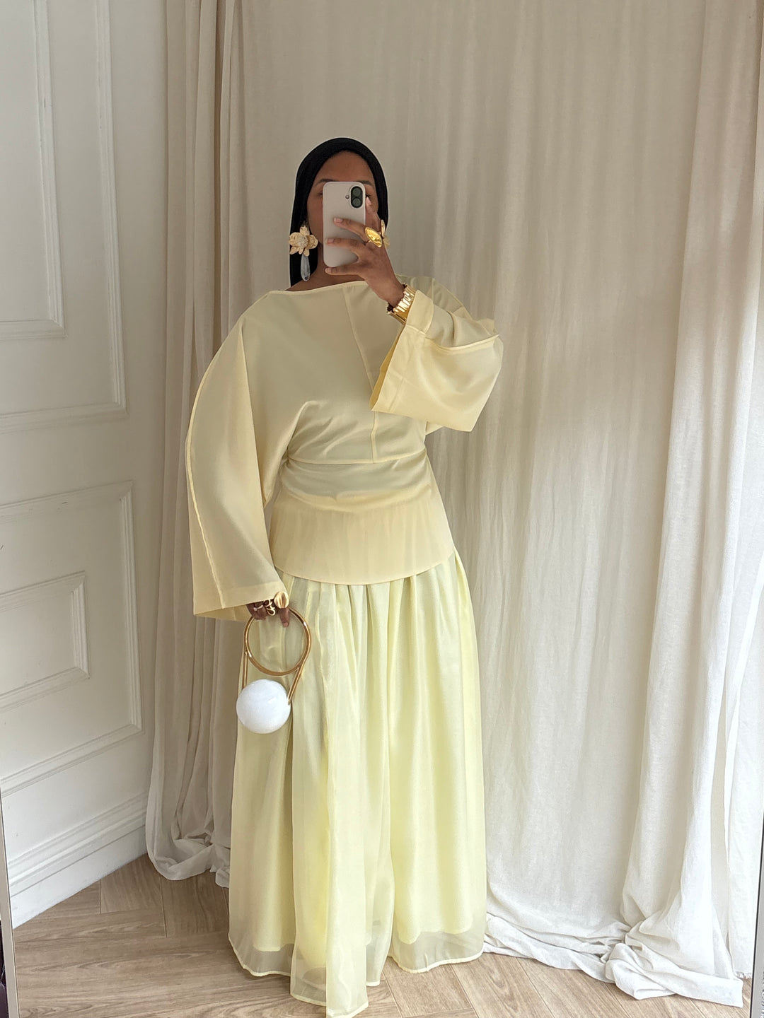 BLOUSE SATIN MANCHES ÉVASÉE JAUNE