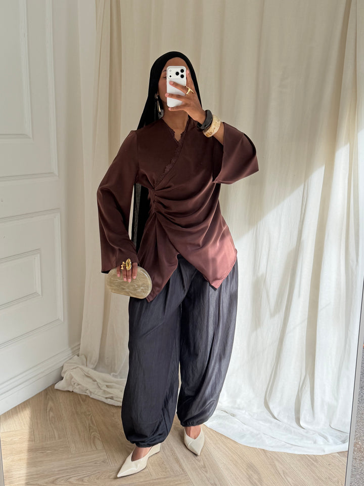 TOP SATIN DENTELLE MARRON