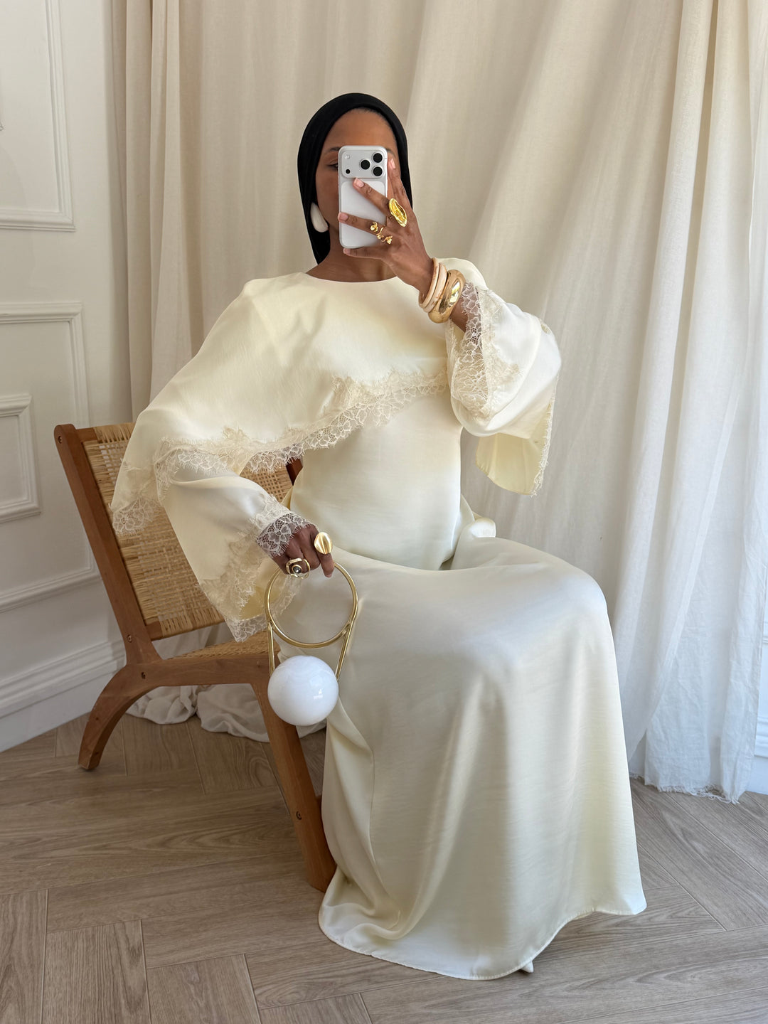 ROBE DENTELLA CRÈME