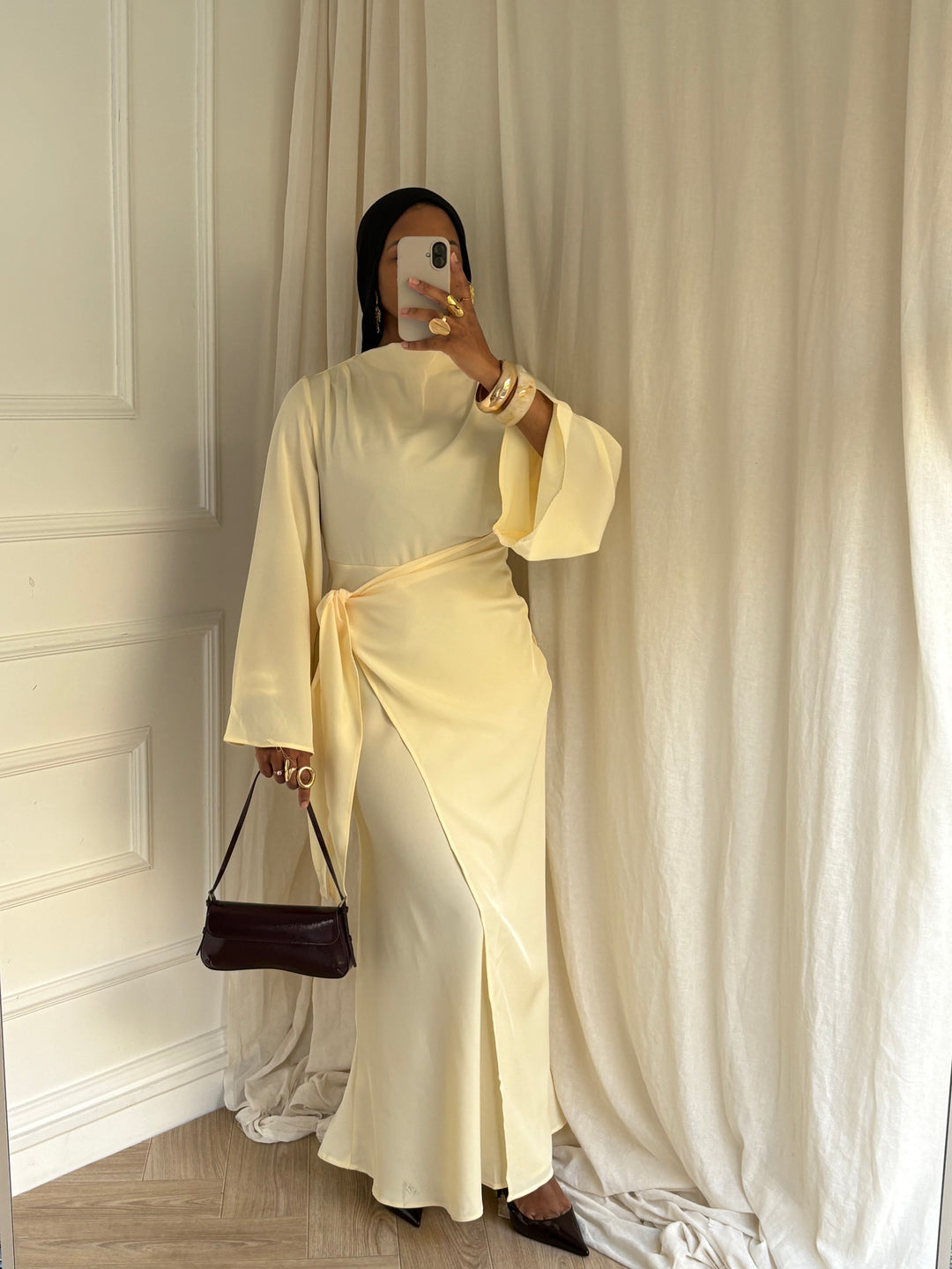 ROBE AKILA JAUNE