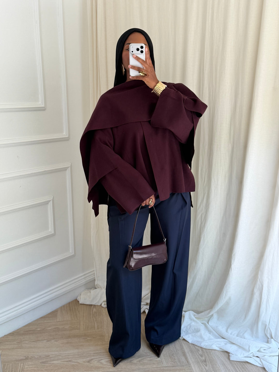 PULL OVERSIZE A CAPE BORDEAUX