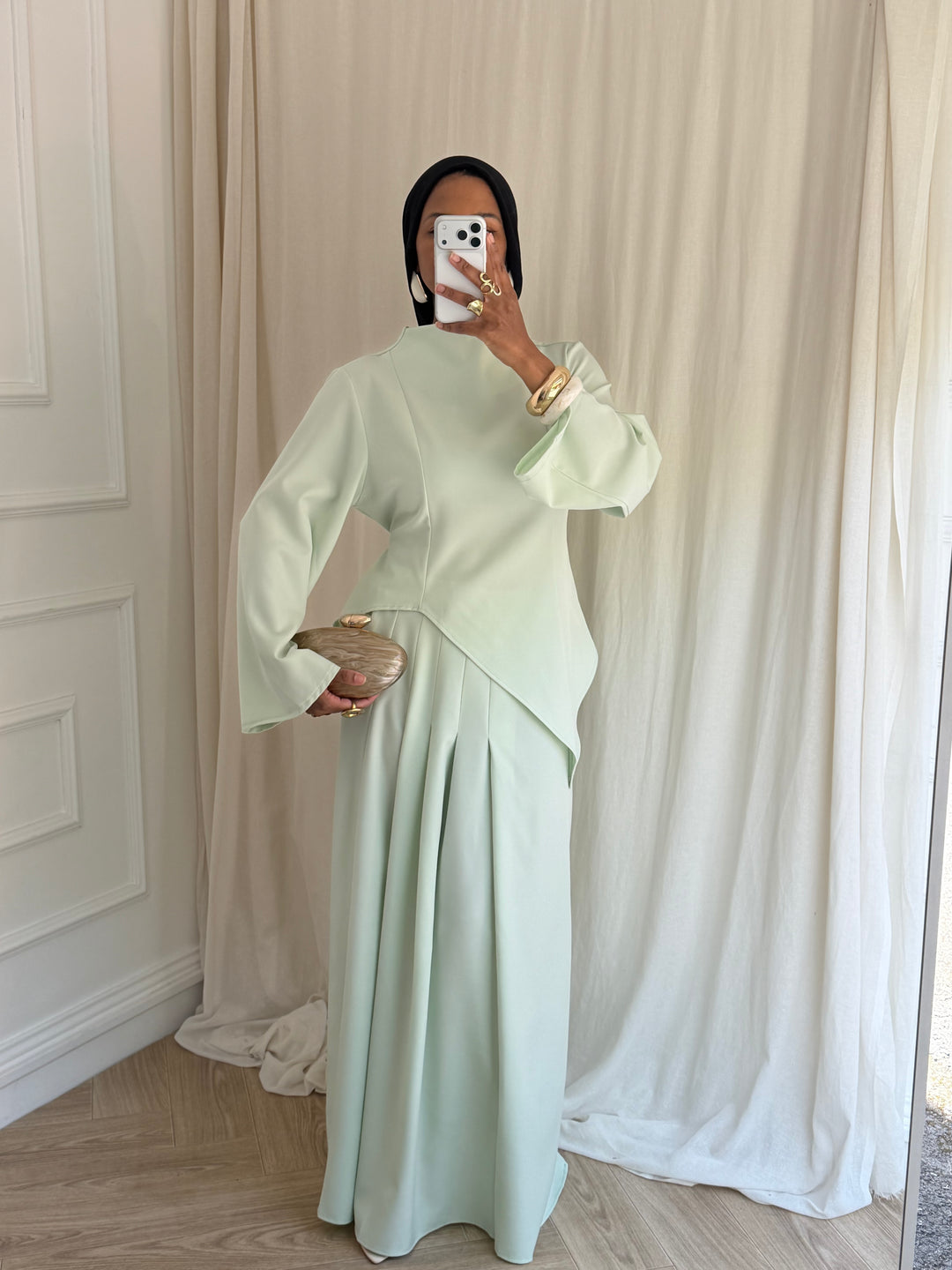 ENSEMBLE ASYMETRIE JUPE VERT PASTEL
