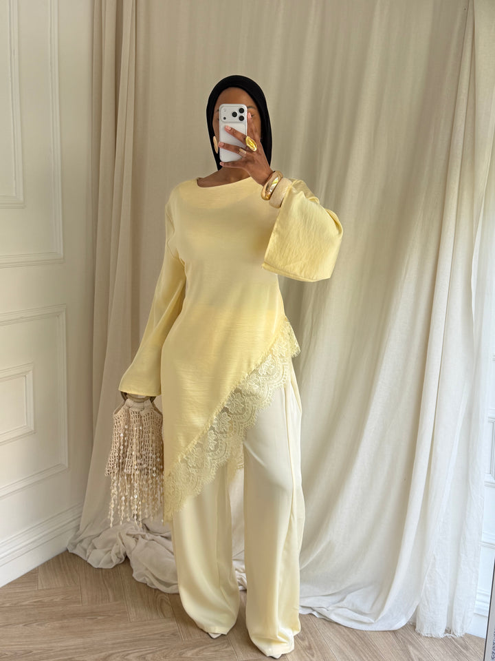 BLOUSE longue satinée DENTELLE JAUNE