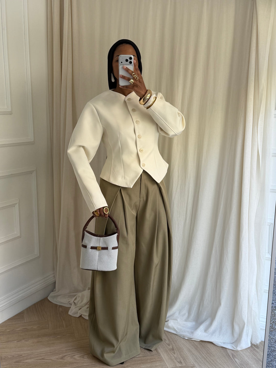 VESTE COURTE GLAMOUR CRÈME