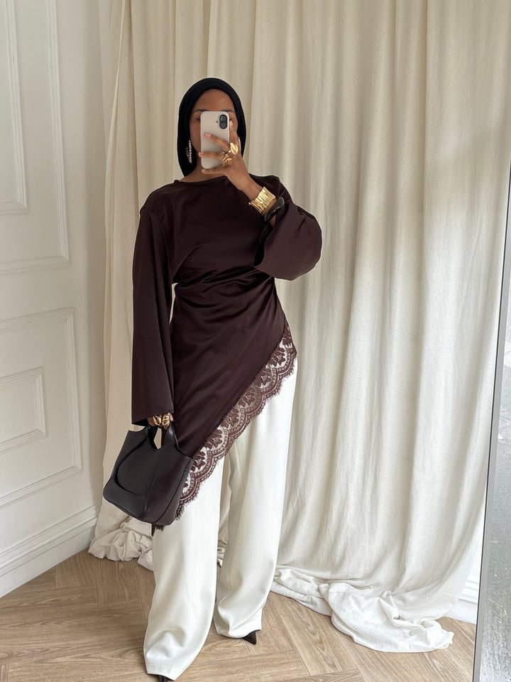 BLOUSE LONGUE SATINÉE DENTELLE MARRON