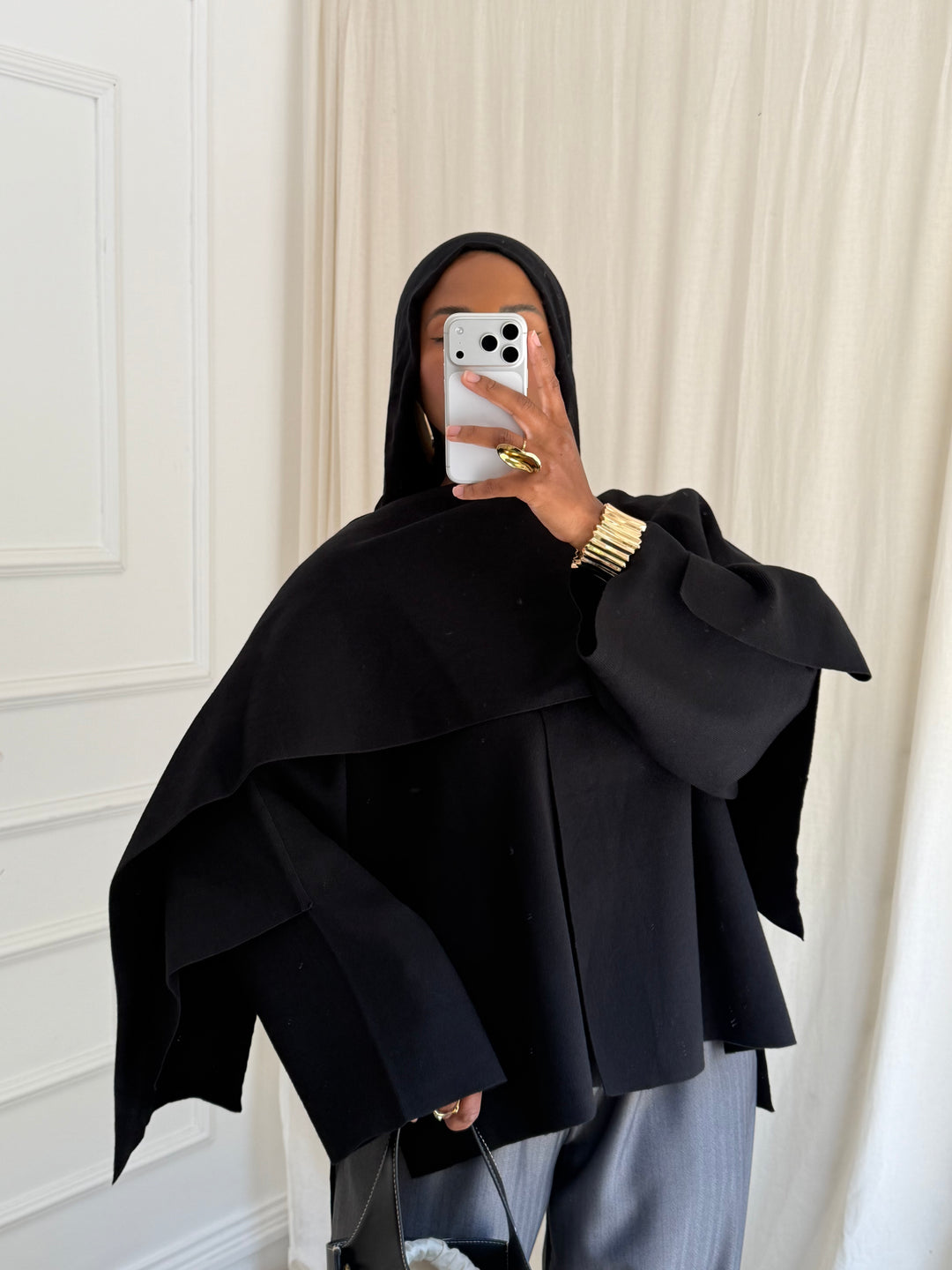 PULL OVERSIZE A CAPE NOIRE