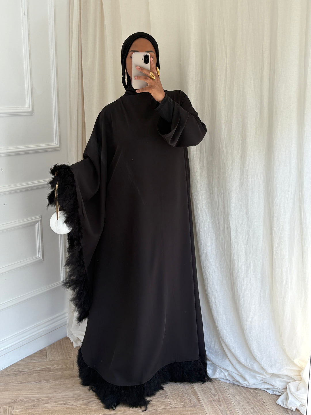 ROBE CAPSULE PLUME NOIRE ( qualité luxe)