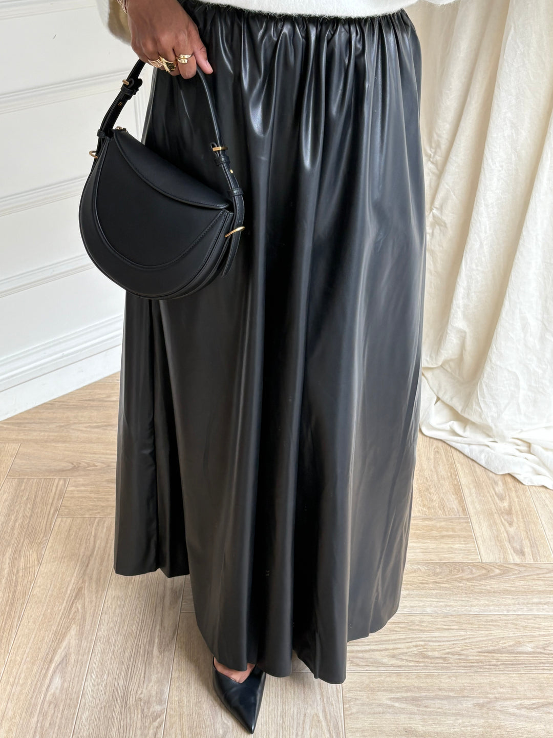JUPE LONGUE FAUX CUIR NOIRE