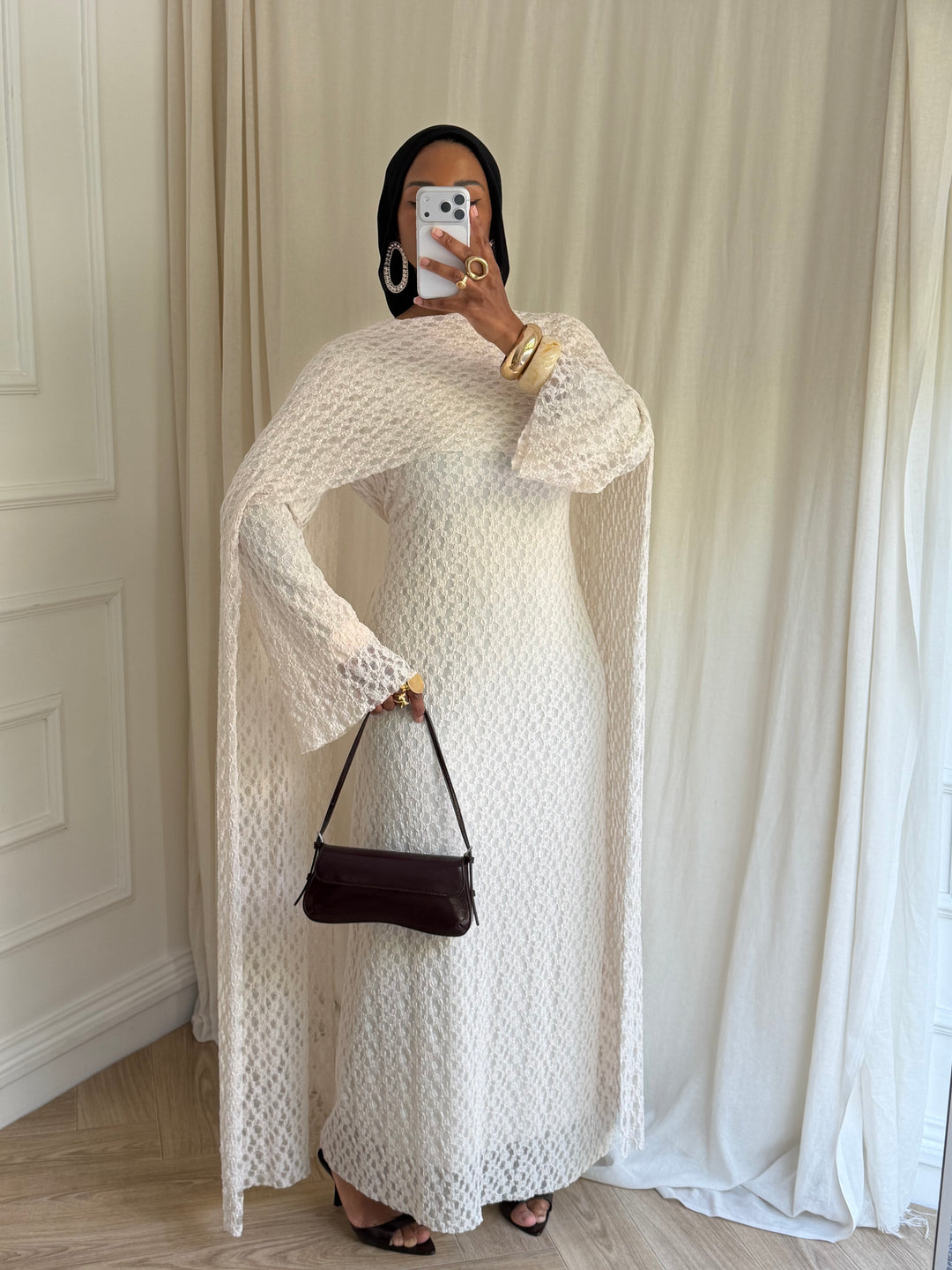 ROBE EN DENTELLE CRÈME