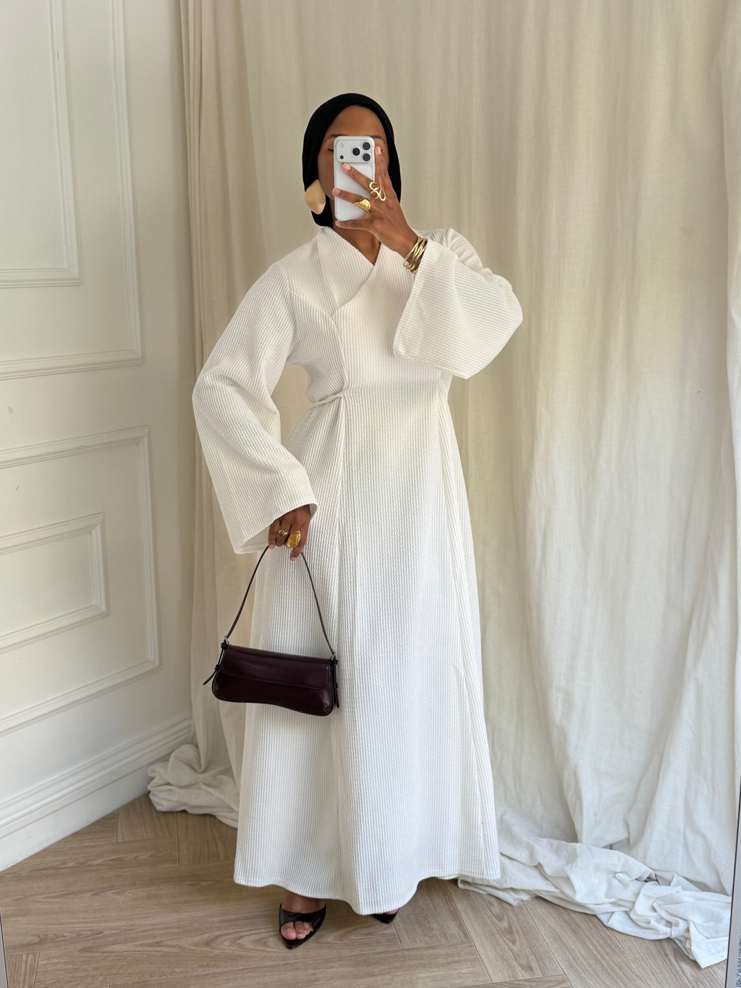ROBE EN MAILLE BLANCHE