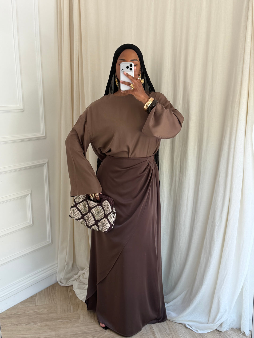 JUPE SATIN DRAPÉE MARRON