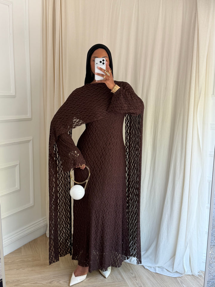 ROBE EN DENTELLE MARRON