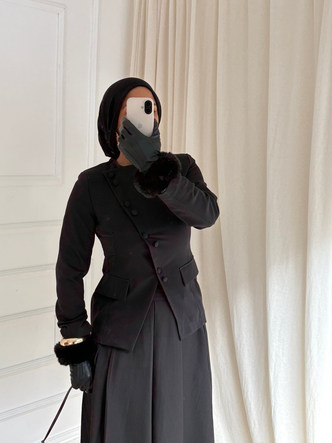 GILET COURT TAILLEUR NOIR
