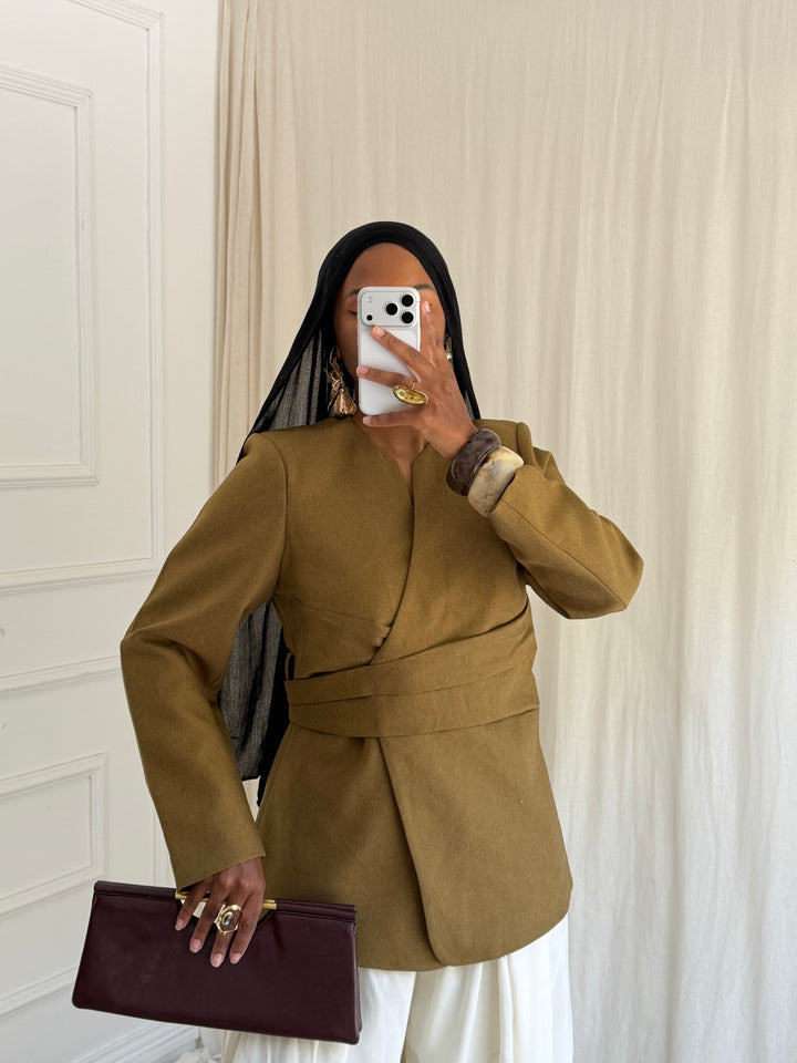 BLAZER CINTRÉ AJUSTABLE OLIVE