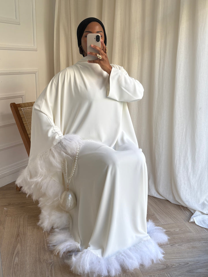 ROBE CAPSULE PLUME BLANCHE ( qualité luxe)