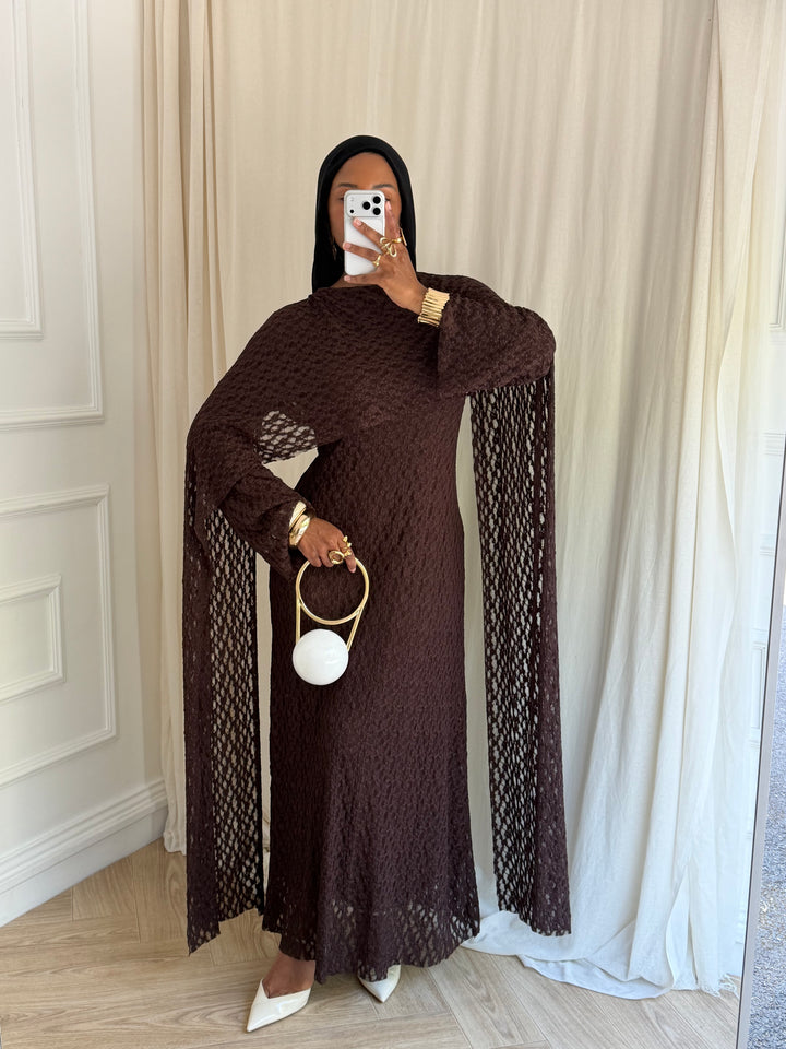 ROBE EN DENTELLE MARRON