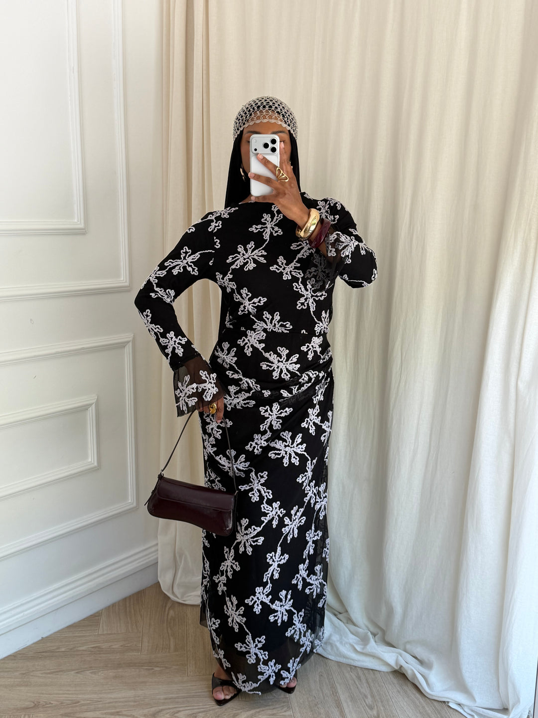 ROBE YARA NOIRE ET BLANCHE