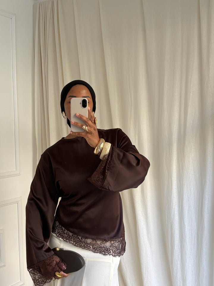 BLOUSE SATINÉE DENTELLE MARRON