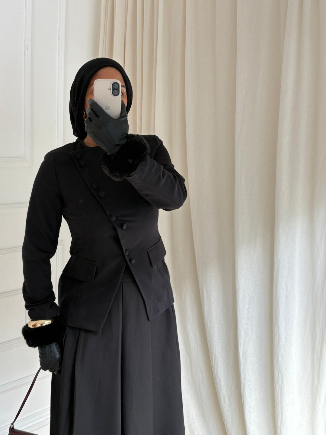 GILET COURT TAILLEUR NOIR