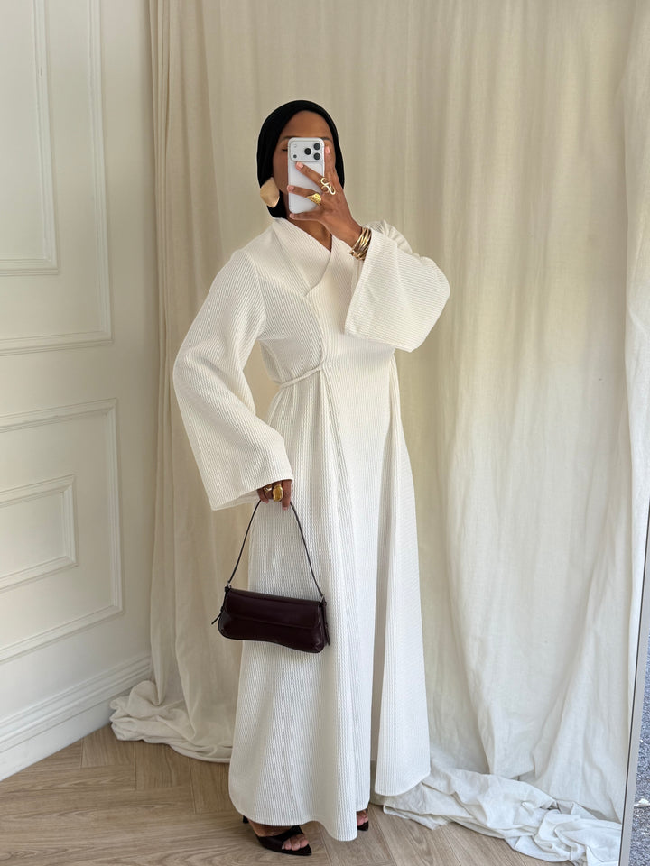 ROBE EN MAILLE BLANCHE