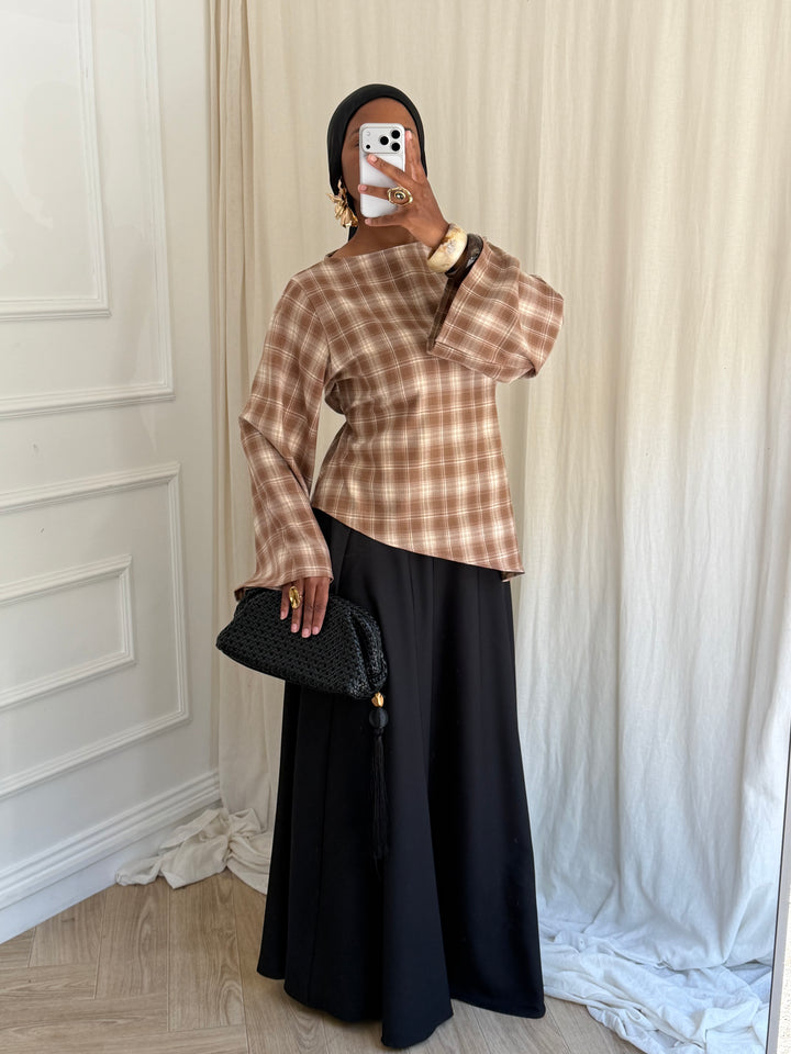 BLOUSE À CARREAU ASYMÉTRIQUE CAMEL