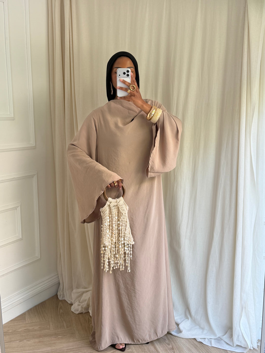 ROBE MANCHES ÉVASÉES TAUPE