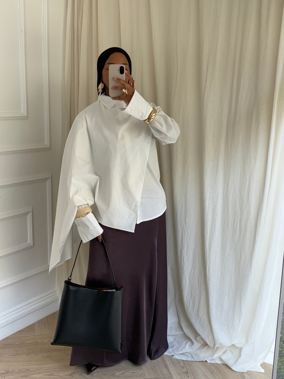 BLOUSE À CAPE BLANCHE