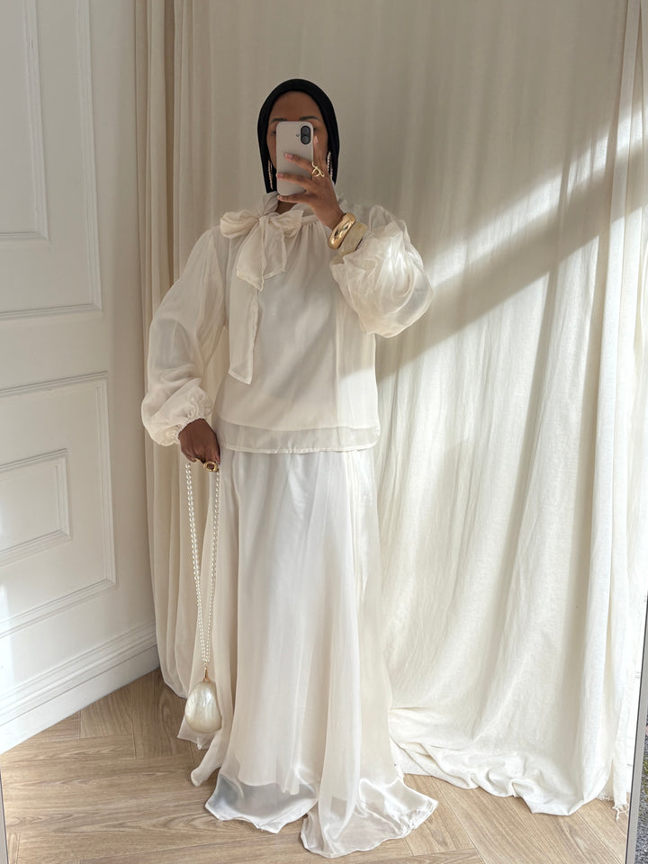 ENSEMBLE BLOUSE ET JUPE ORGANZA ÉCRU