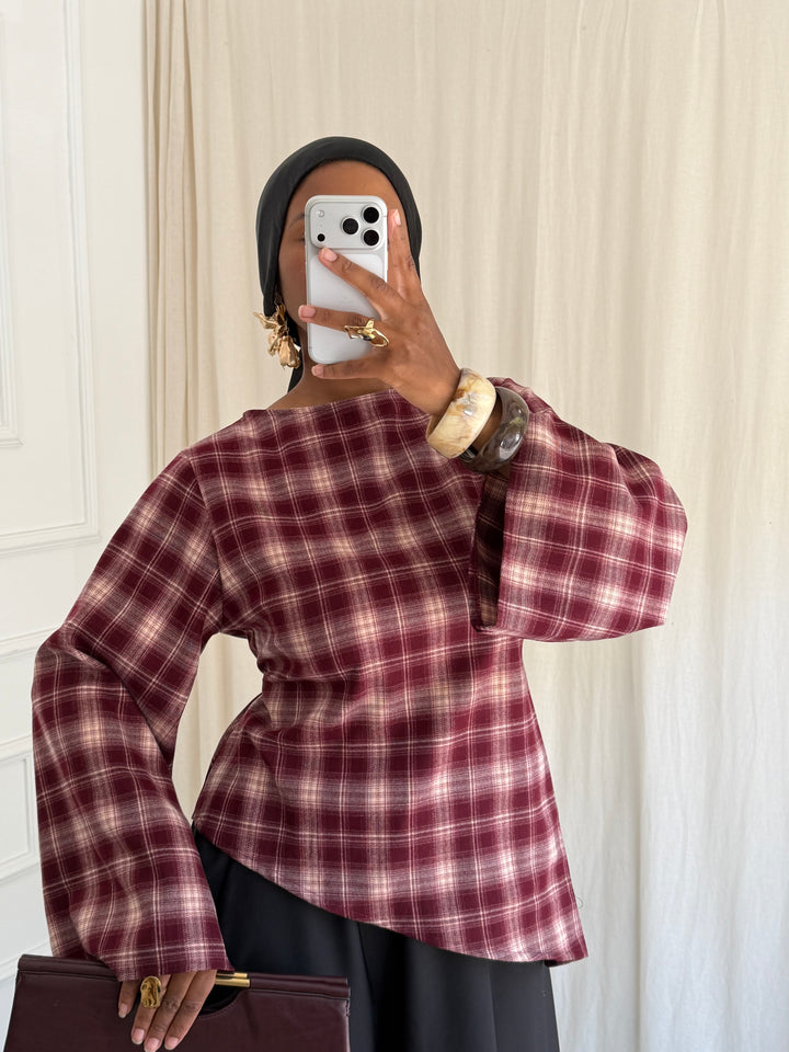 BLOUSE À CARREAU ASYMÉTRIQUE BORDEAUX